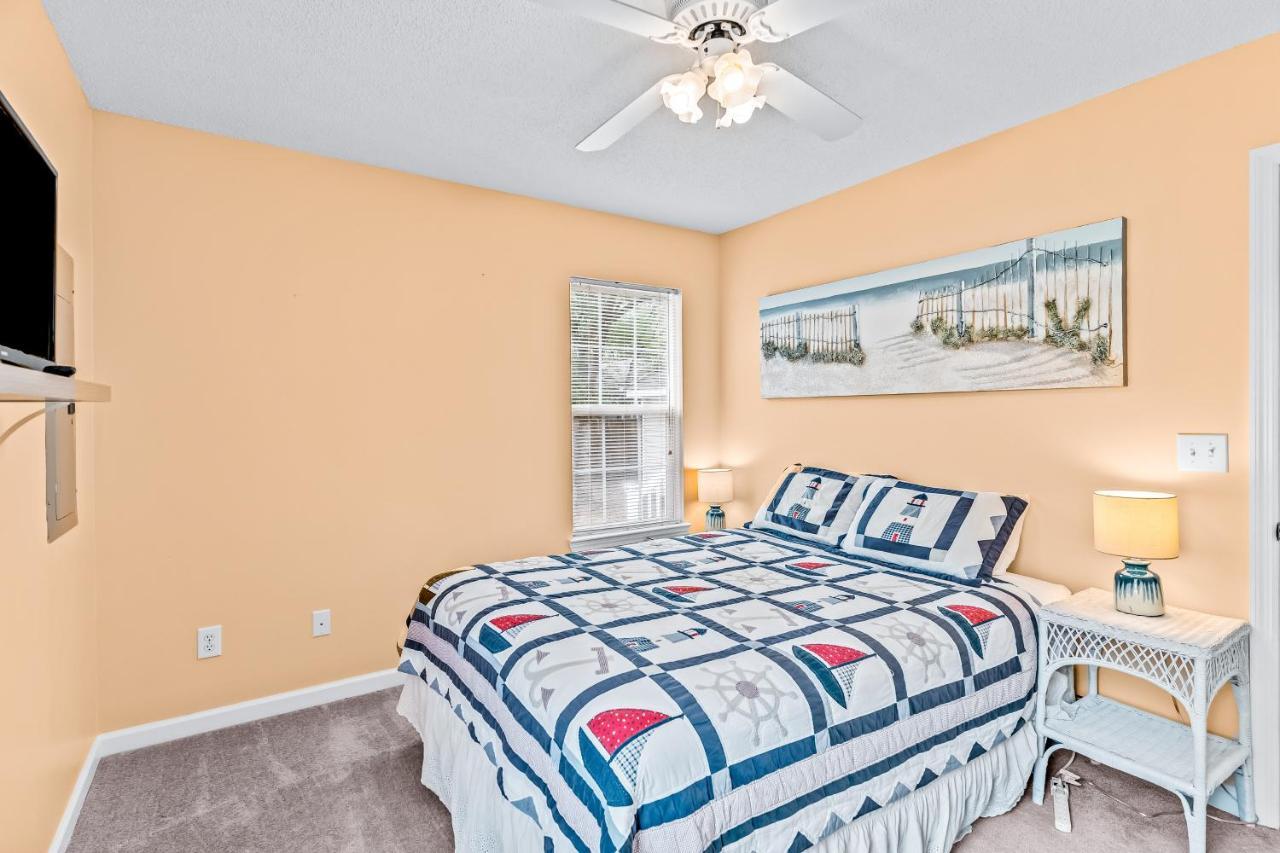 Reel Blessed Villa Oak Island Exterior photo