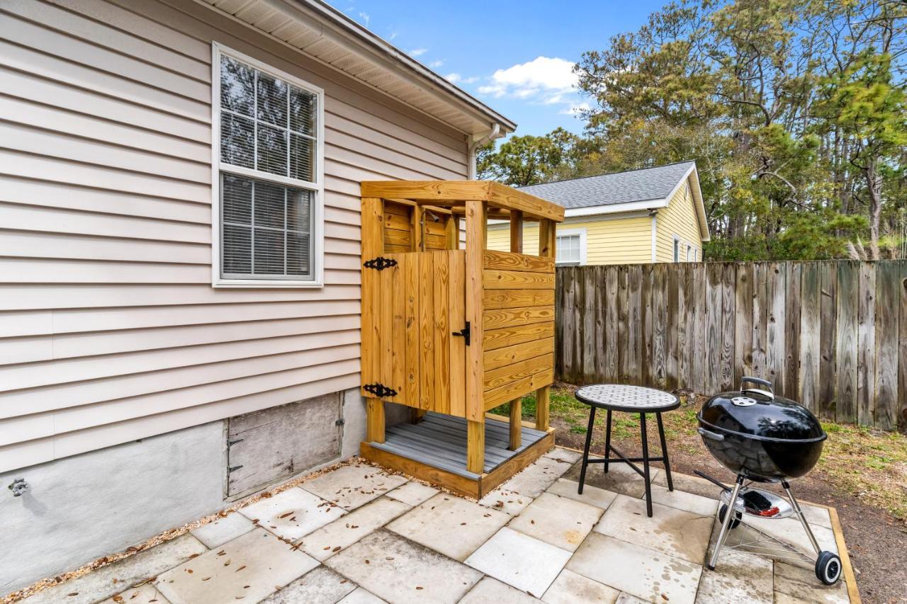 Reel Blessed Villa Oak Island Exterior photo
