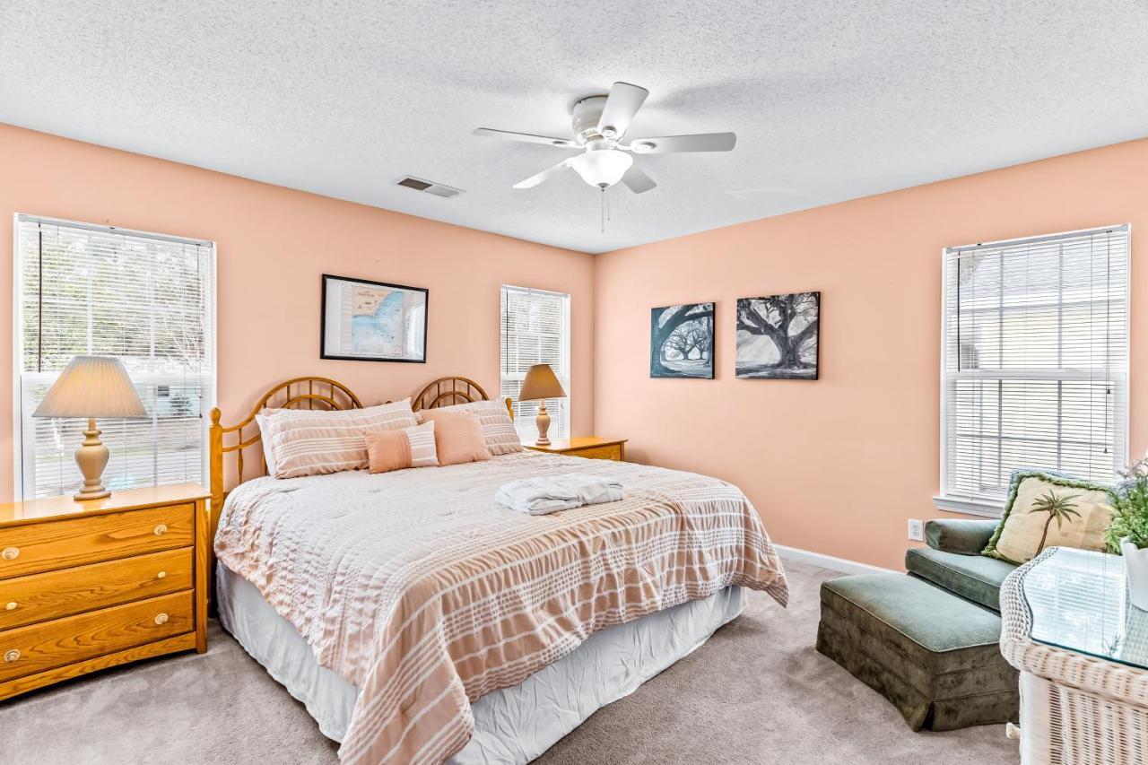 Reel Blessed Villa Oak Island Exterior photo