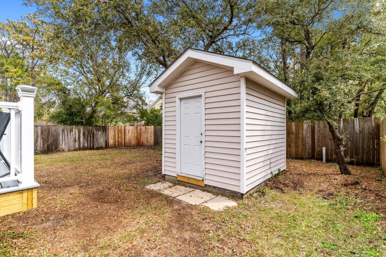 Reel Blessed Villa Oak Island Exterior photo